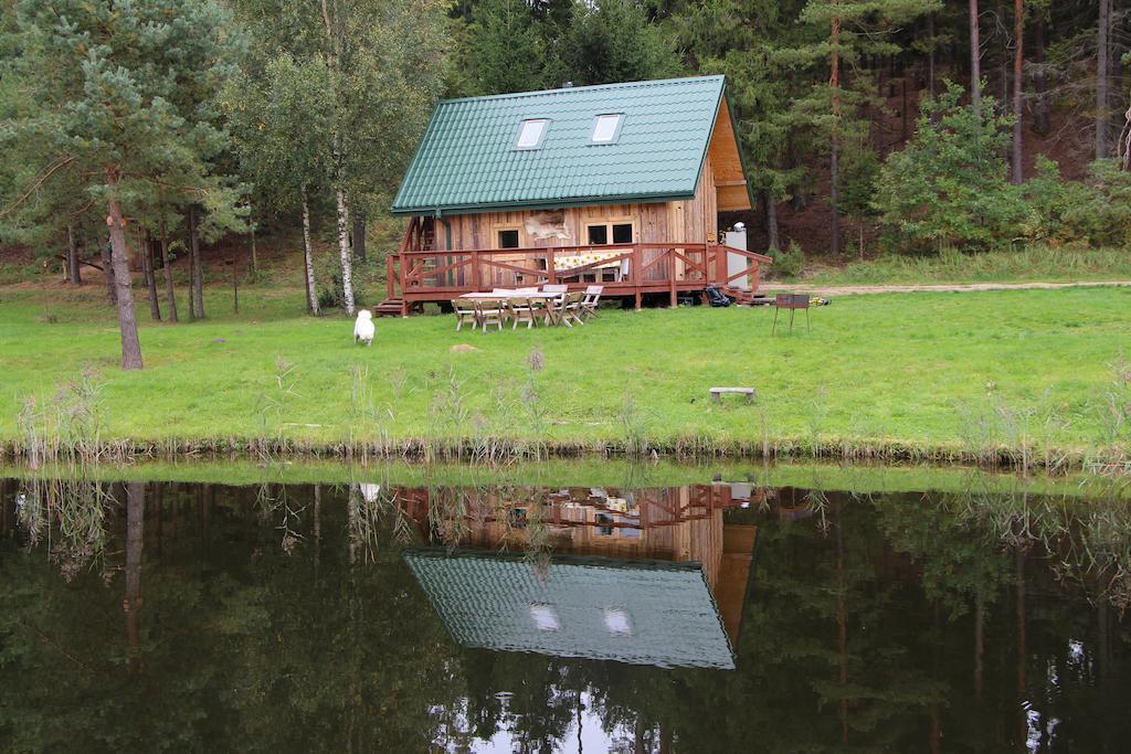 Yurtos Pensionat Gaugariai Exteriör bild