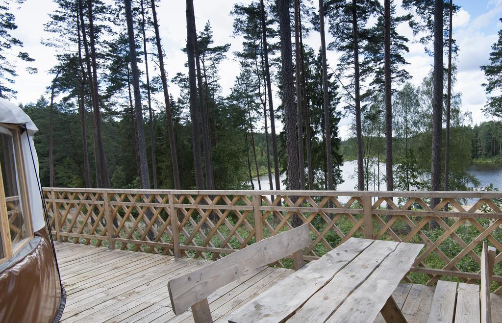 Yurtos Pensionat Gaugariai Exteriör bild