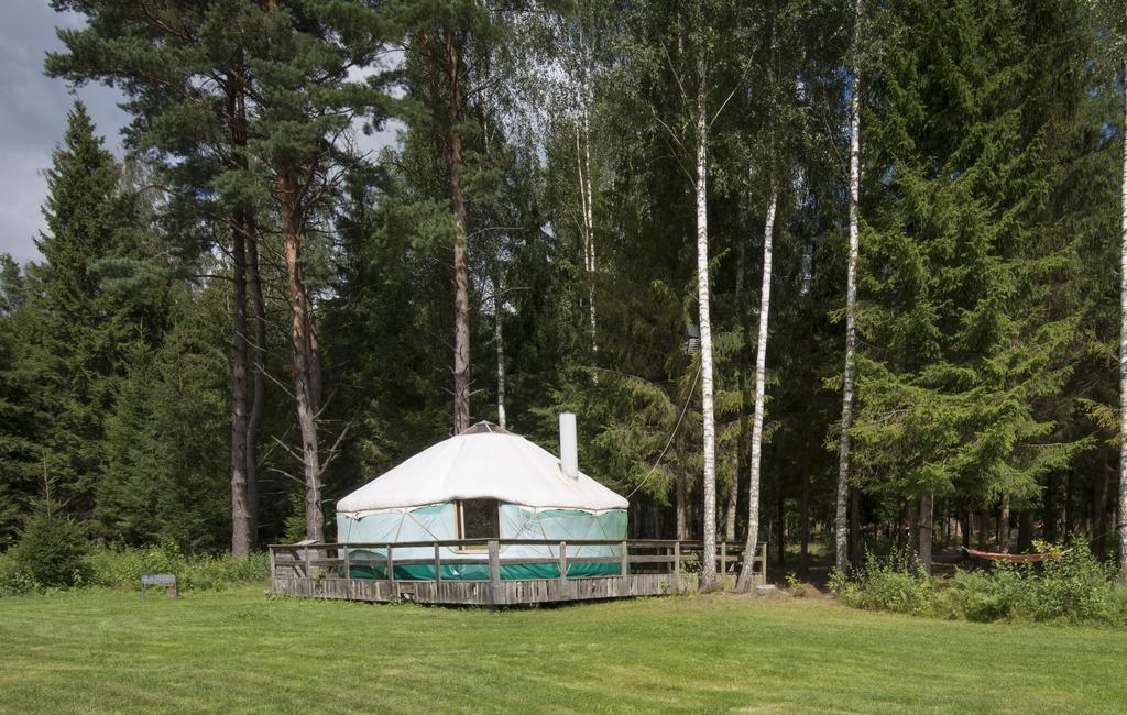 Yurtos Pensionat Gaugariai Exteriör bild