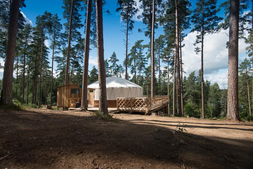 Yurtos Pensionat Gaugariai Exteriör bild